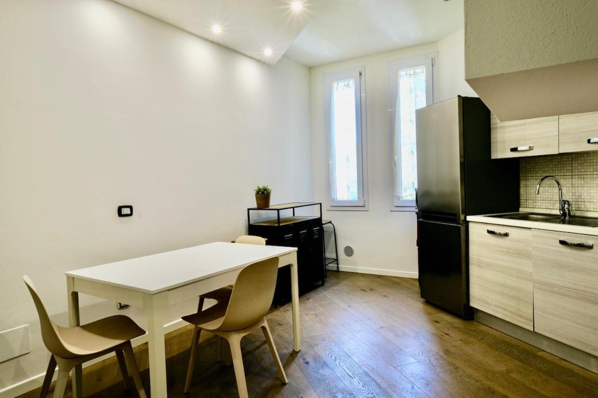 Gulli 19 Flat Apartemen Parma