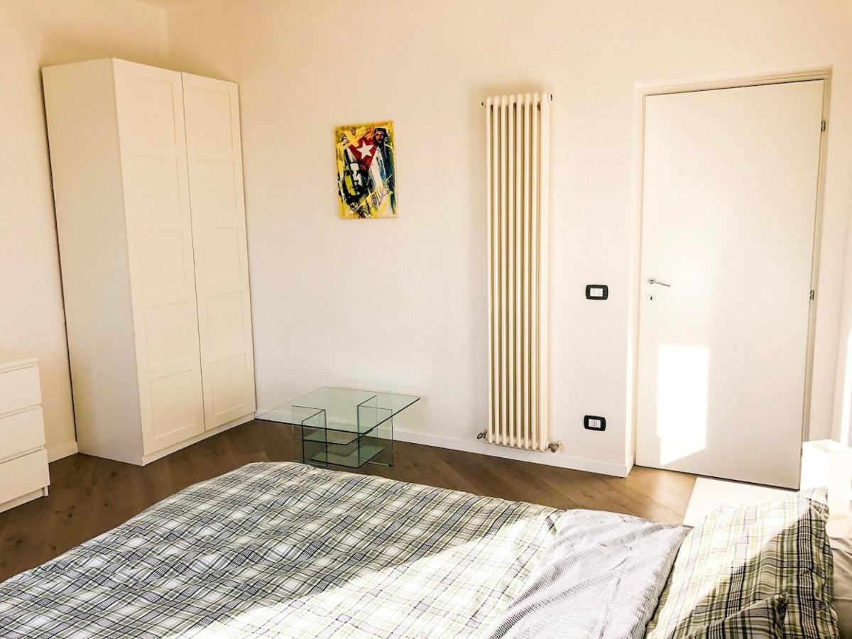 Gulli 19 Flat Apartemen Parma